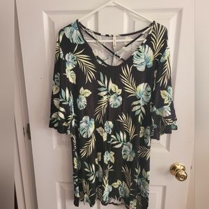 Coco Kelly Black and Green Tropical Leaf Blouse Top